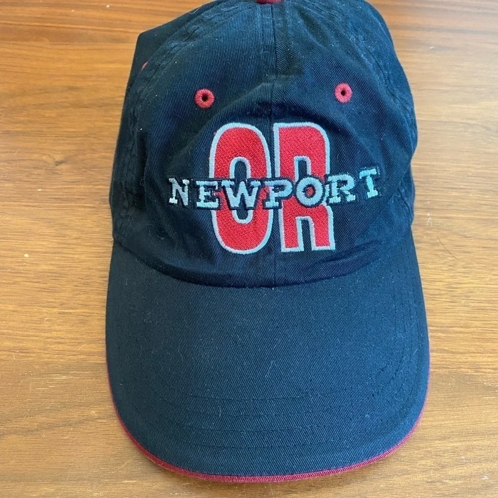 Newport Oregon Destination Hat